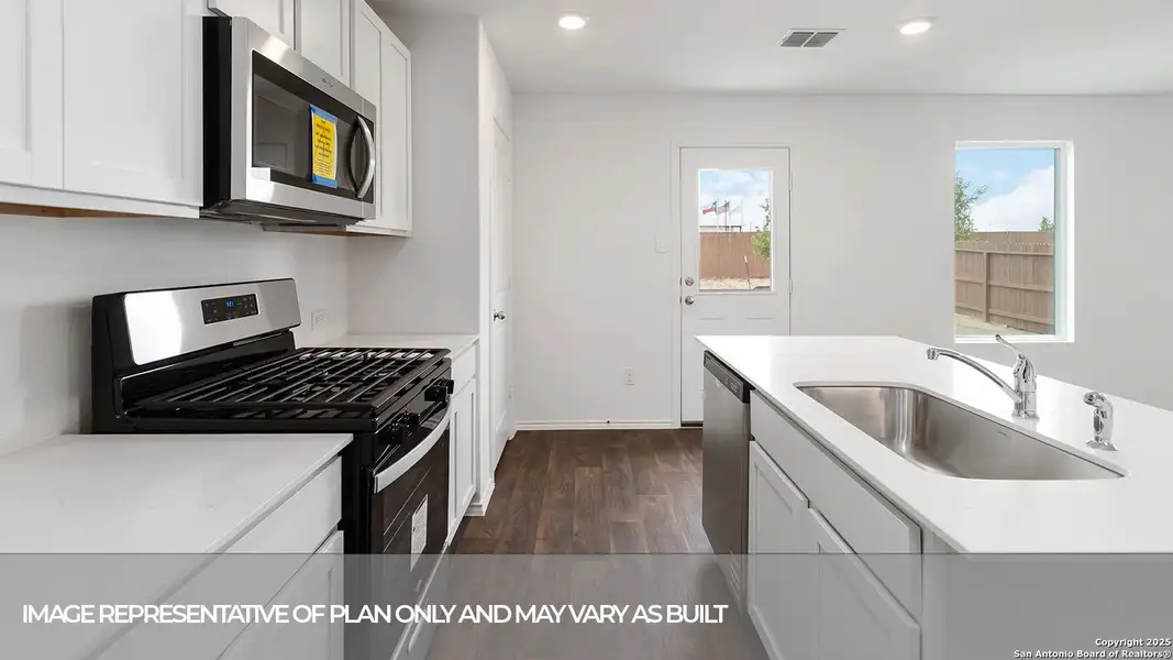 Furnished interior view inside a new home in Swenson Heights, Seguin (Image 9). Furnished interior view inside a new home in Swenson Heights, Seguin (Image 9).