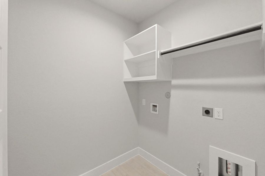 Spacious, unfurnished interior of a new home in Briarwood Crossing, Rosenberg (Image 25). Spacious, unfurnished interior of a new home in Briarwood Crossing, Rosenberg (Image 25).