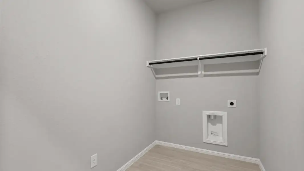 Representative unfurnished interior of a home built from the Midland by D.R. Horton in Audra Oaks, Denton (Image 31).