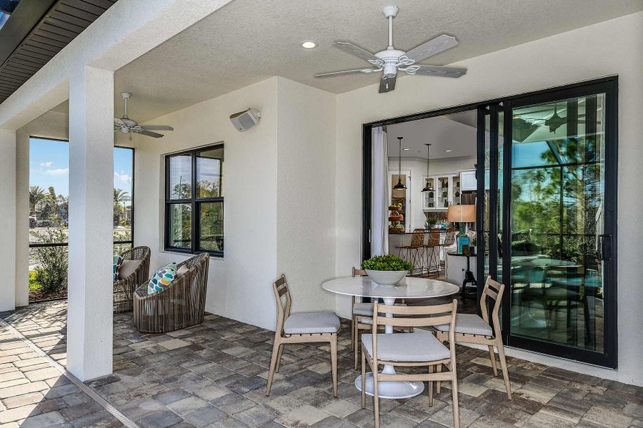 Representative exterior details of a home built from the Meadow Brook by Neal Communities in Vicenza, Venice (Image 23).