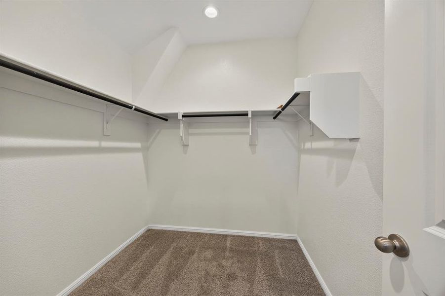 Spacious, unfurnished interior of a new home in , Haltom City (Image 24). Spacious, unfurnished interior of a new home in , Haltom City (Image 24).