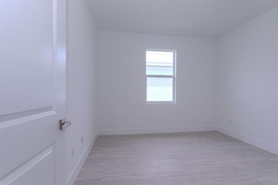 Spacious, unfurnished interior of a new home in , Jupiter (Image 10).