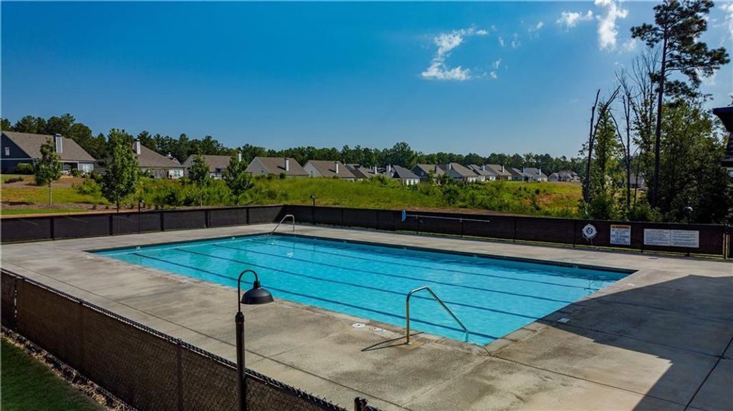 Community amenities in , Greensboro (Image 39).