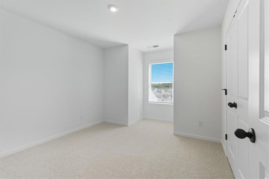 Spacious, unfurnished interior of a new home in Park Center Pointe, Austell (Image 18).