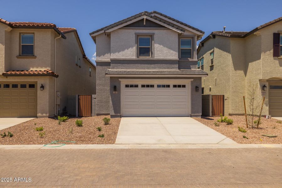 30)BACK OF HOME 30)BACK OF HOME