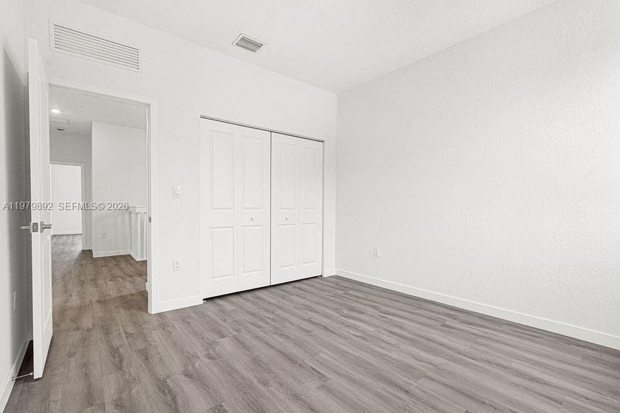 Spacious, unfurnished interior of a new home in , Miami (Image 34).