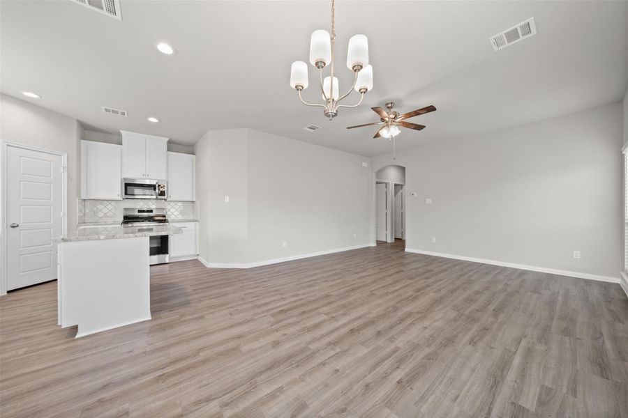 Image 31 of a home in Woodland Lakes. Image 31 of a home in Woodland Lakes.