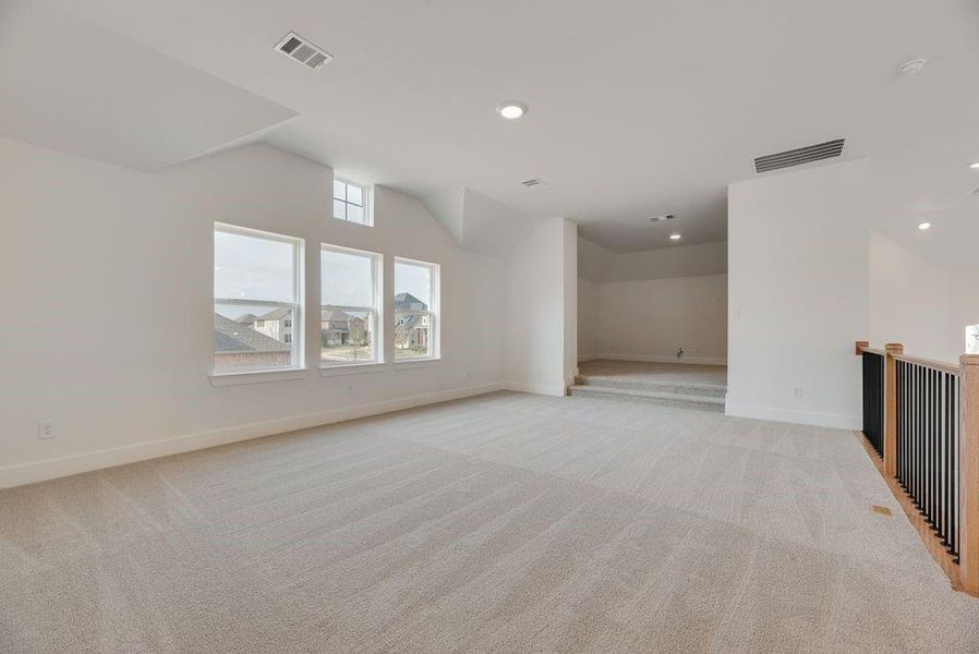 Spacious, unfurnished interior of a new home in Walton Ridge, Corinth (Image 15).