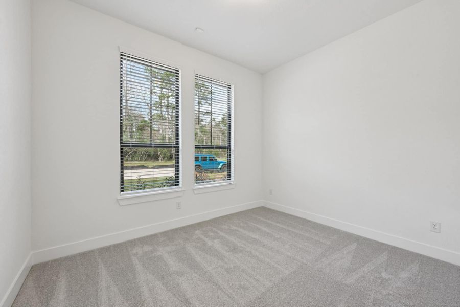 Representative unfurnished interior of a home built from the Summerton – 50′ Lot by Chesmar Homes in Lakes of Cane Island, Katy (Image 12).