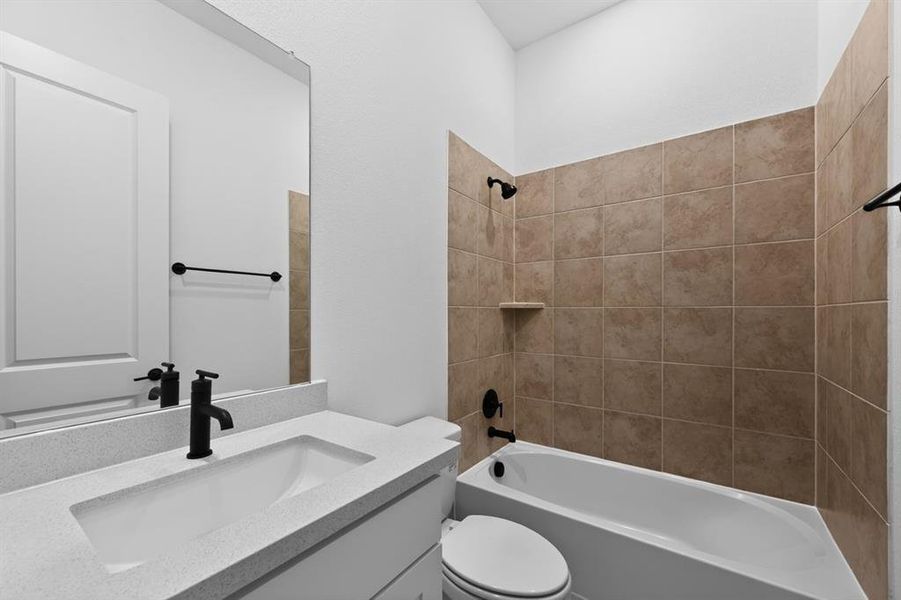 546 Chatham Street ~ Ready Now