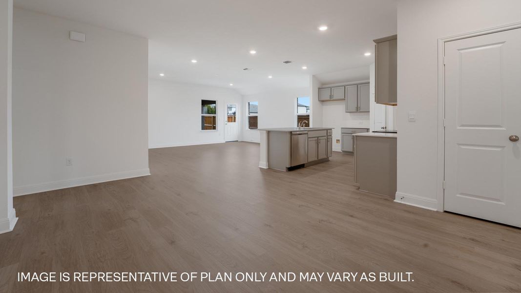 Spacious, unfurnished interior of a new home in Prairie Lakes, Buda (Image 7).