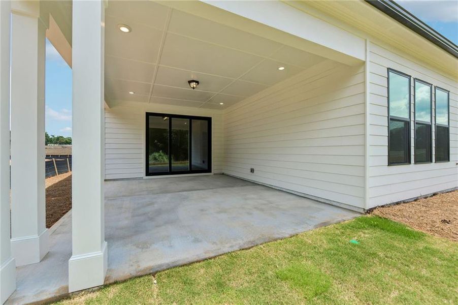 Exterior details and patio area of a home in Aberdeen, Hoschton (Image 26). Exterior details and patio area of a home in Aberdeen, Hoschton (Image 26).