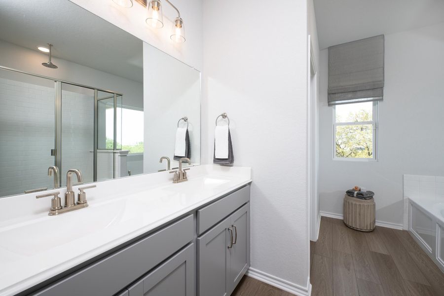 Image 22 representing the Alyssa by Ashton Woods in Hennersby Hollow, San Antonio, TX.