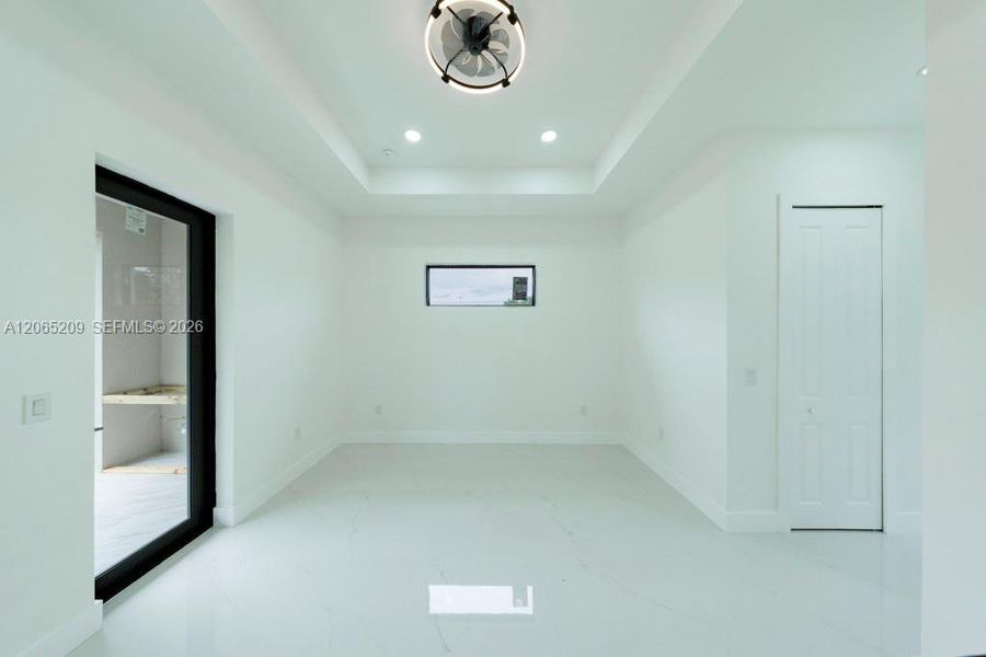 Spacious, unfurnished interior of a new home in , Lehigh Acres (Image 65).