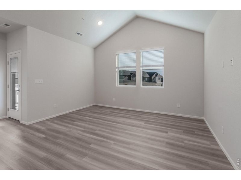 Spacious, unfurnished interior of a new home in Raindance Condos, Windsor (Image 18).