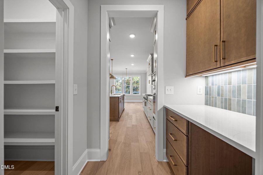 10-web-or-mls-2N6A4368