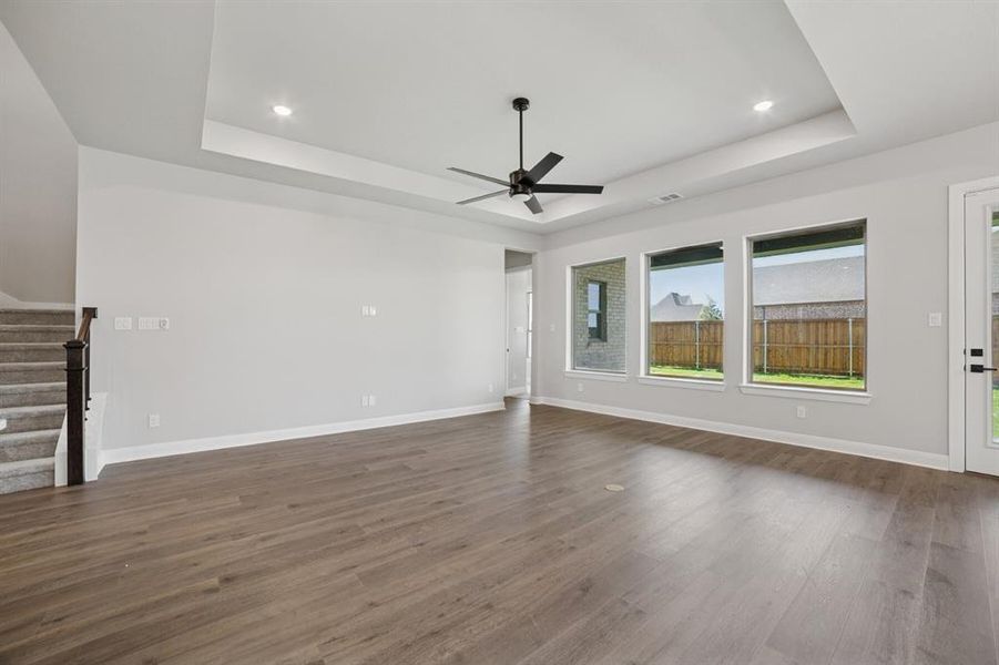 Spacious, unfurnished interior of a new home in Terraces – Classics, Rockwall (Image 12). Spacious, unfurnished interior of a new home in Terraces – Classics, Rockwall (Image 12).