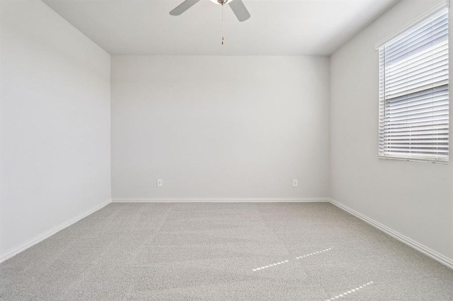 Spacious, unfurnished interior of a new home in Lakehaven - Premier Series, Farmersville (Image 26).