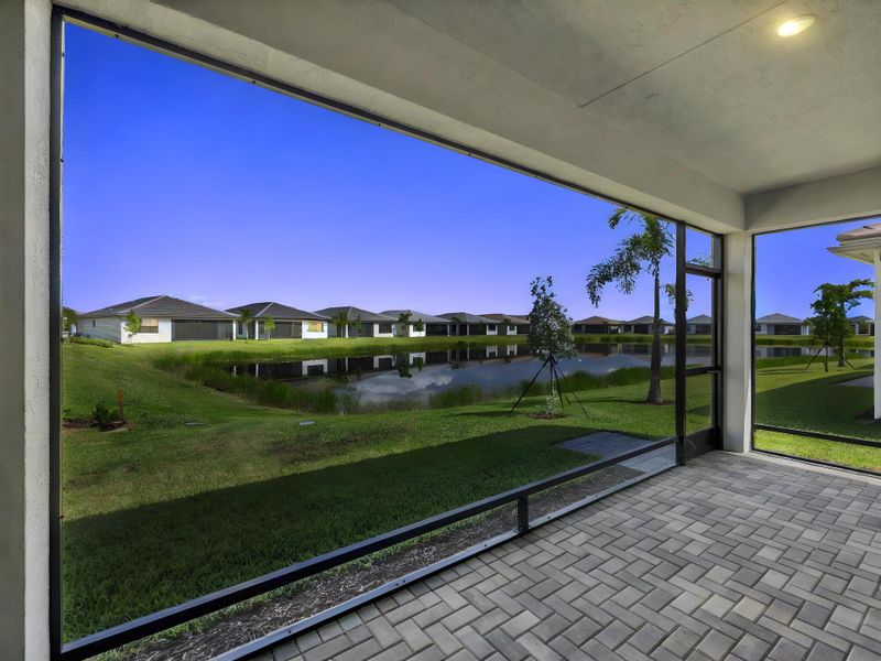 Image 28 of a home in Valencia Parc at Riverland.