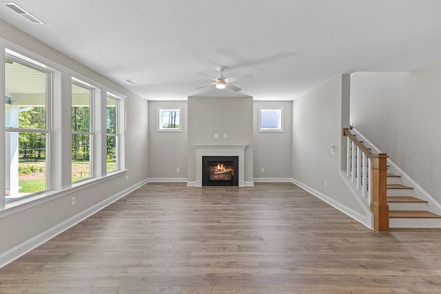 Representative unfurnished interior of a home built from the The Whitley by RobuckHomes in Baylee Ridge, Selma (Image 28).