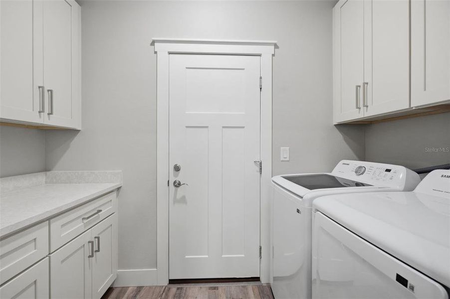 Furnished interior view inside a new home in , Spring Hill (Image 15).