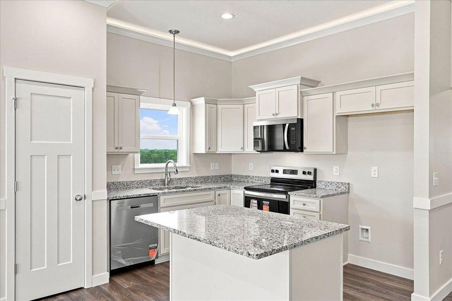 Furnished interior view inside a new home in Davis Heights, Inman (Image 7).