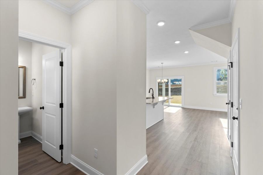 Spacious, unfurnished interior of a new home in Tillery Park, Grovetown (Image 12).