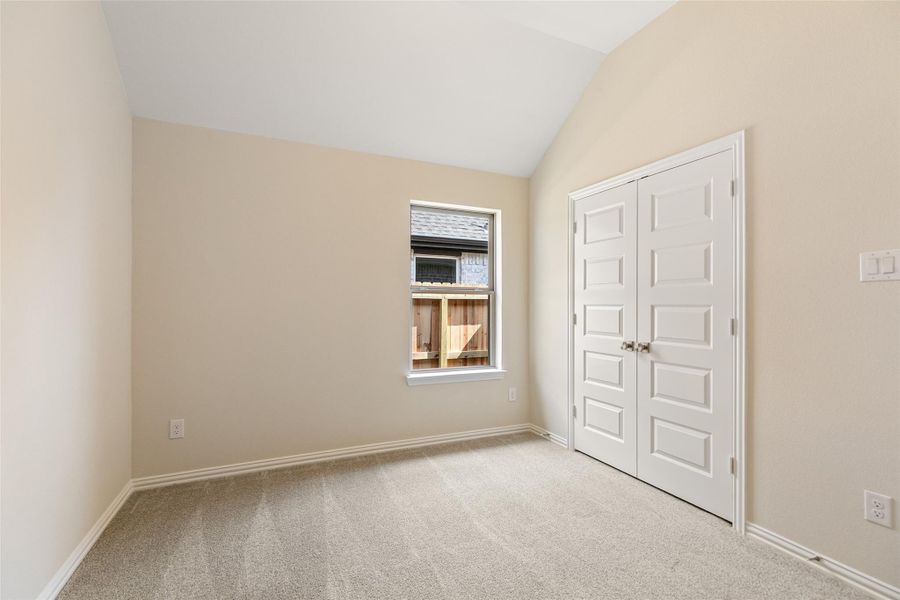 Spacious, unfurnished interior of a new home in Westland Ranch, League City (Image 26).