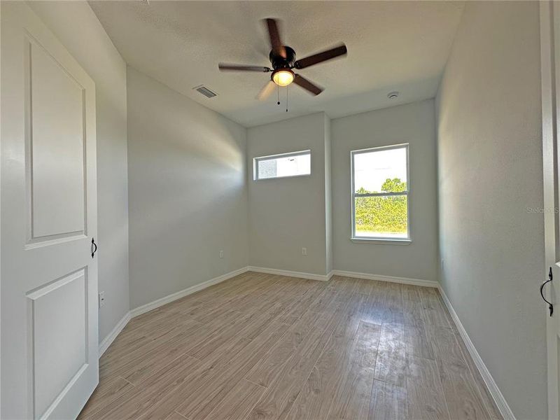 Spacious, unfurnished interior of a new home in , Port Charlotte (Image 18).