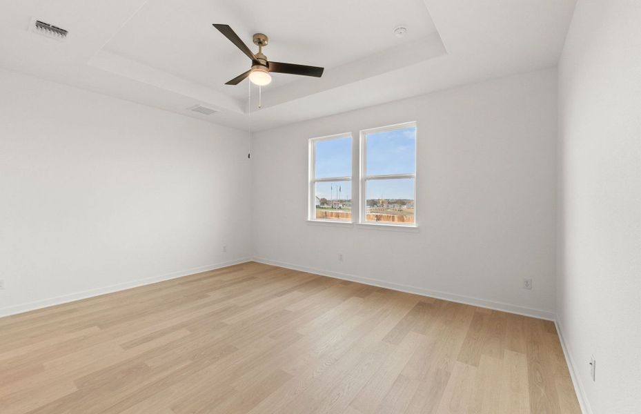 Spacious, unfurnished interior of a new home in La Cima, San Marcos (Image 14).