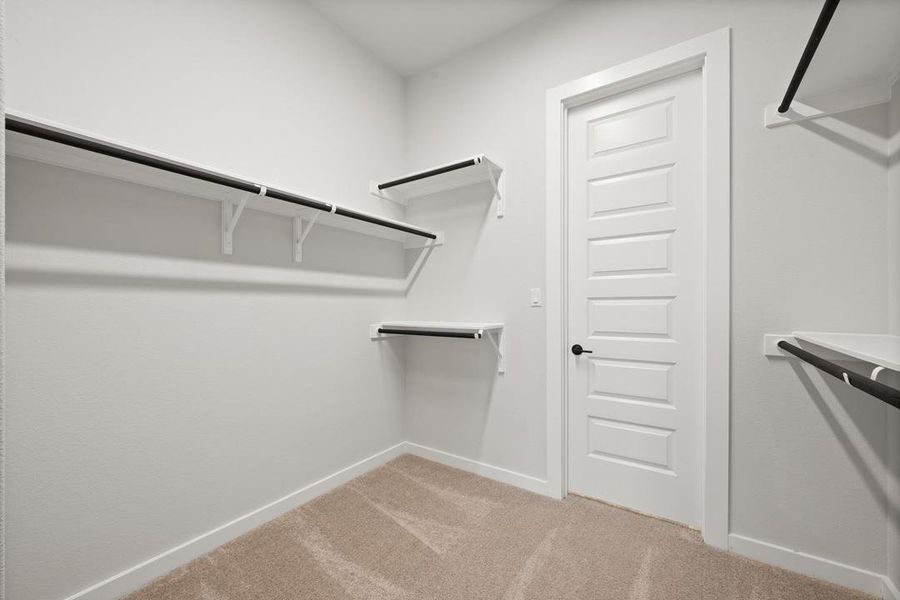 Spacious, unfurnished interior of a new home in Heritage, Dripping Springs (Image 36).