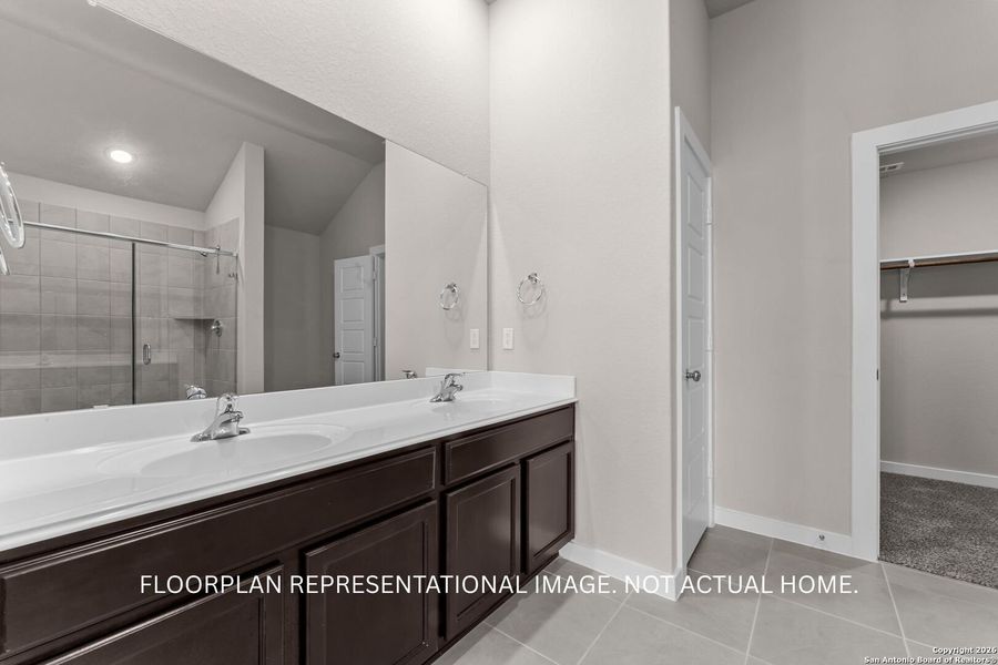 Furnished interior view inside a new home in Jordan's Ranch, San Antonio (Image 10).