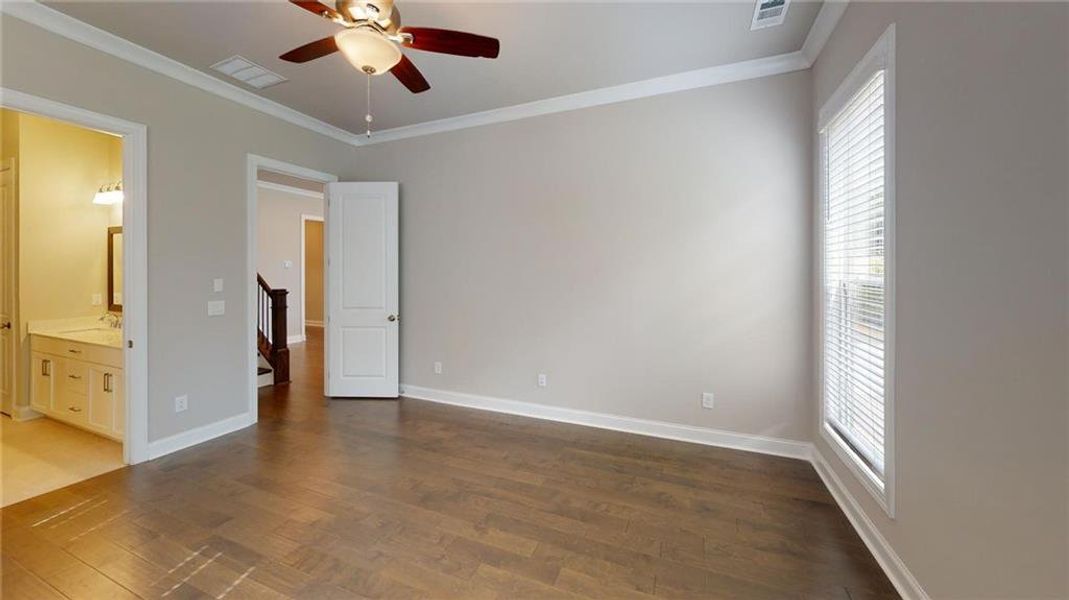 Spacious, unfurnished interior of a new home in Aberdeen, Hoschton (Image 12).