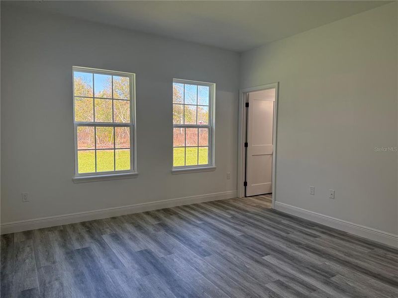 Spacious, unfurnished interior of a new home in , Ocala (Image 17).