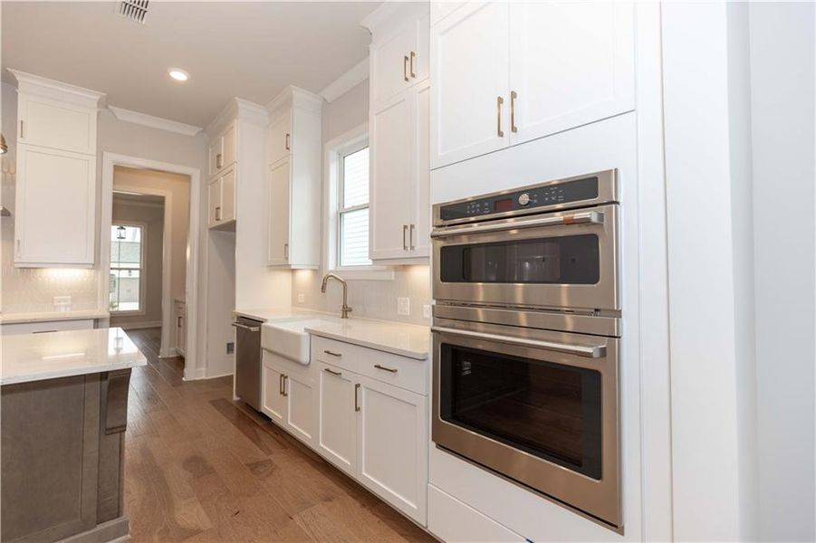 Furnished interior view inside a new home in Evanshire Single Family, Duluth (Image 15).