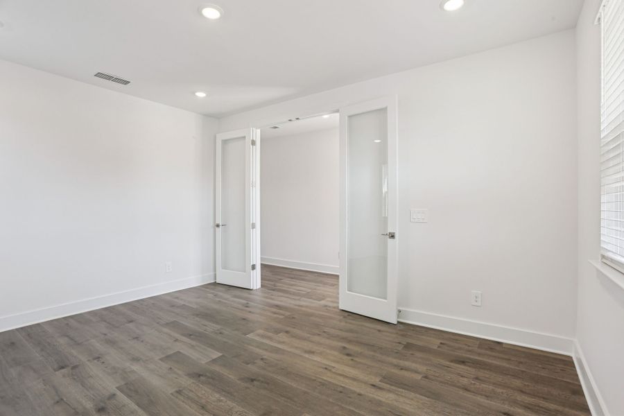 Spacious, unfurnished interior of a new home in Station Hill - Reserve Series, Franklin (Image 9).