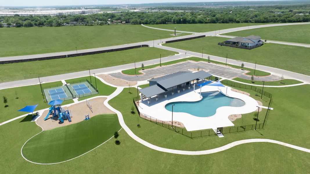 Community amenities in Waterstone Crossing, Kyle (Image 25).