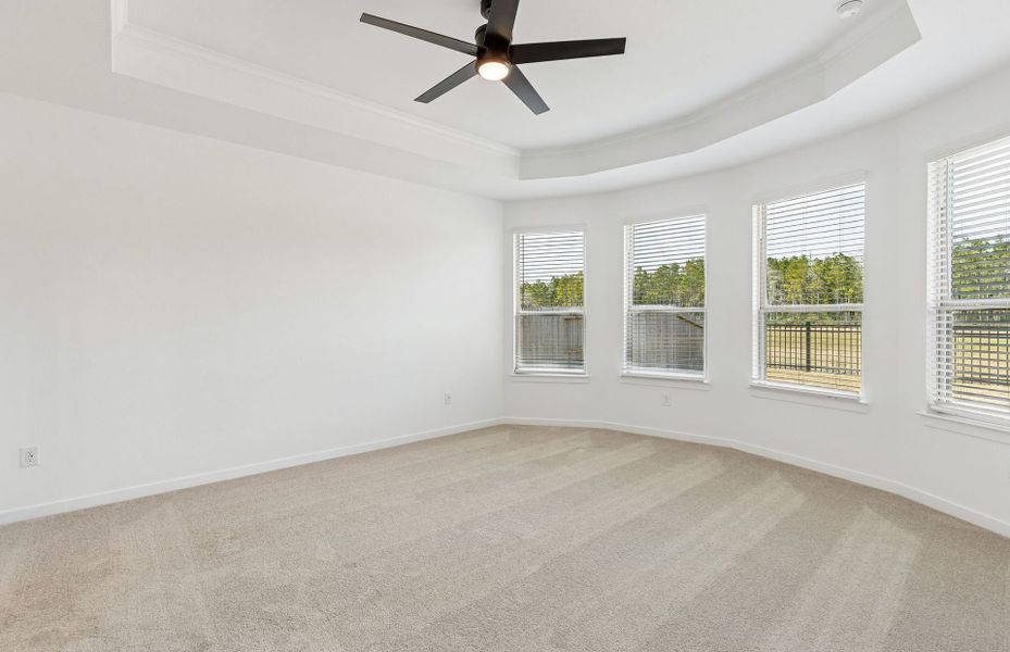 Spacious, unfurnished interior of a new home in Mavera, Conroe (Image 30).