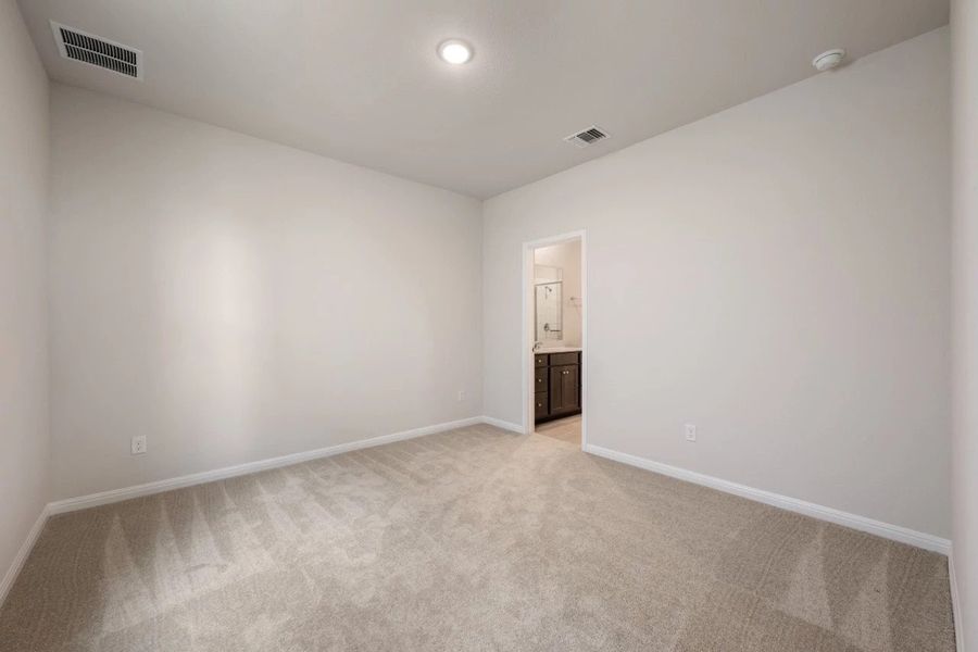 Spacious, unfurnished interior of a new home in La Cima, San Marcos (Image 16). Spacious, unfurnished interior of a new home in La Cima, San Marcos (Image 16).