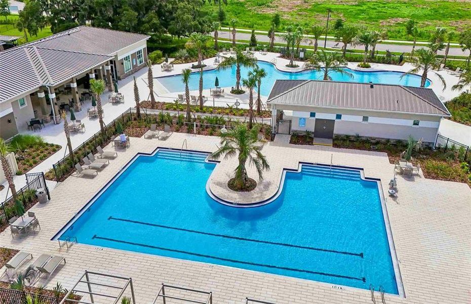 Community amenities in Twisted Oaks, Wildwood (Image 17).