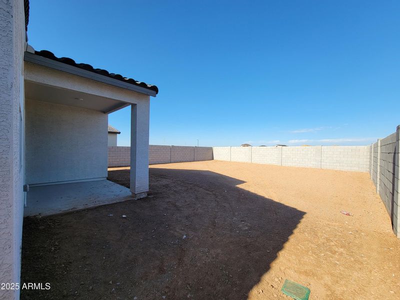 1000061074 1000061074