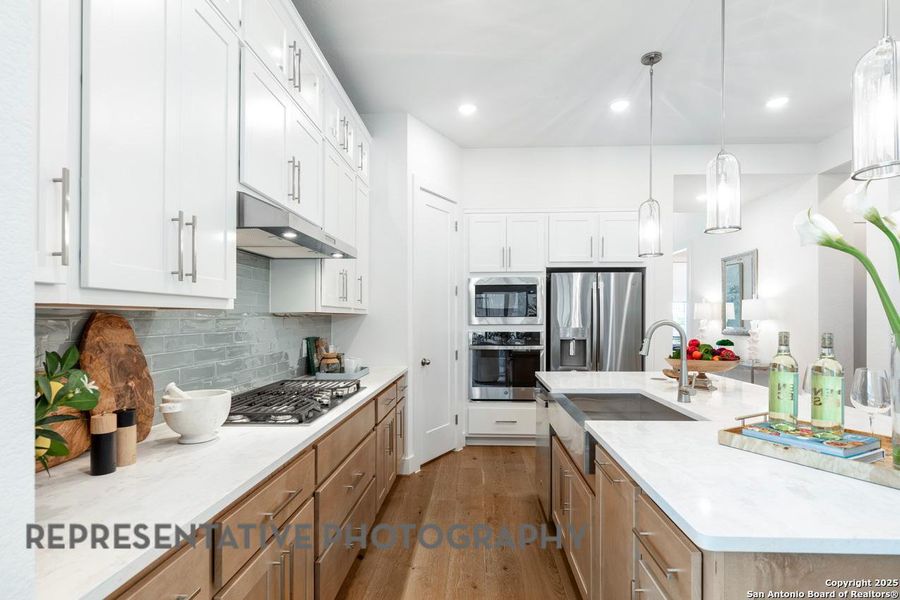 Furnished interior view inside a new home in Homestead, Schertz (Image 45).