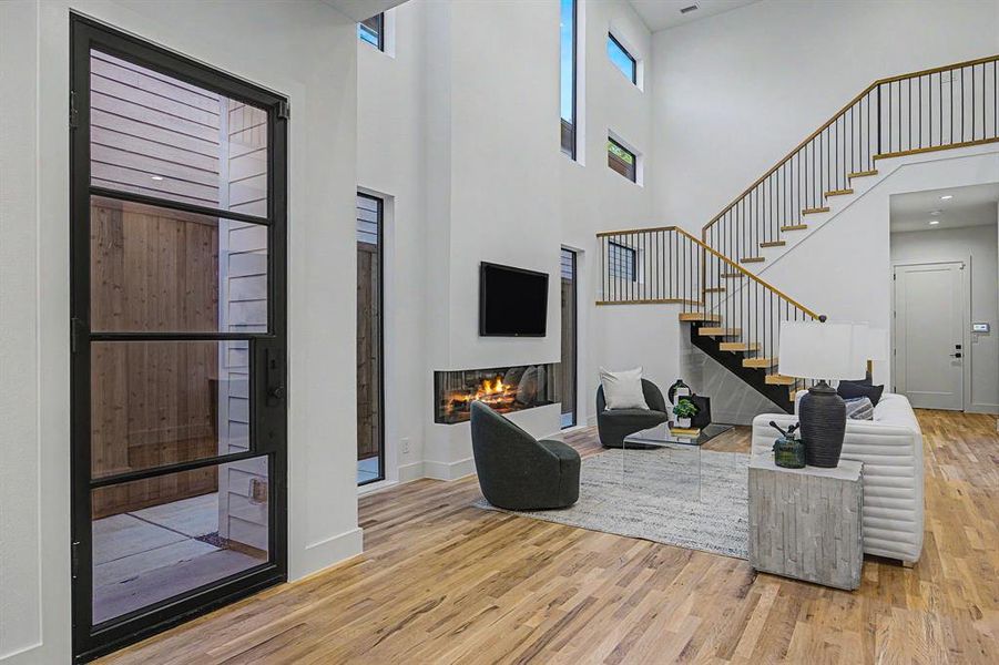 Furnished interior view inside a new home in , Dallas (Image 13). Furnished interior view inside a new home in , Dallas (Image 13).