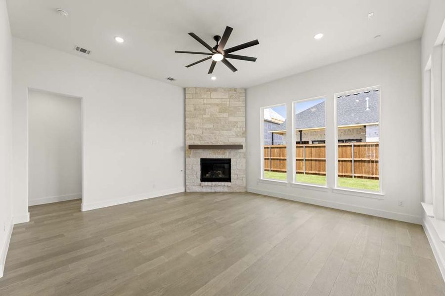 Representative unfurnished interior of a home built from the 5022 by Tradition Homes in Lakewood at Brookhollow – 60′ Lots, Prosper (Image 24).