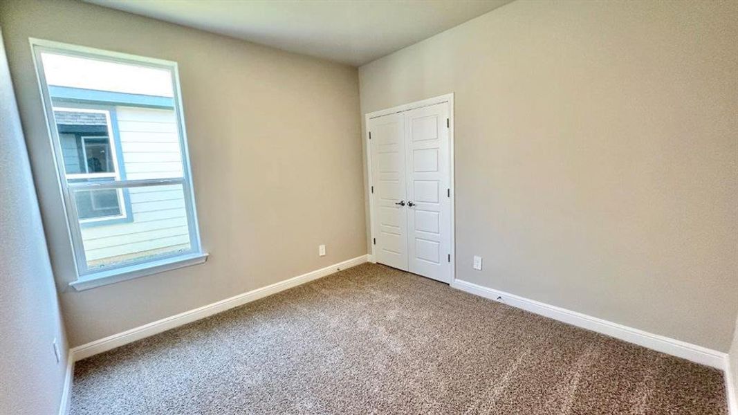Spacious, unfurnished interior of a new home in Rock Creek Ranch, Fort Worth (Image 9). Spacious, unfurnished interior of a new home in Rock Creek Ranch, Fort Worth (Image 9).
