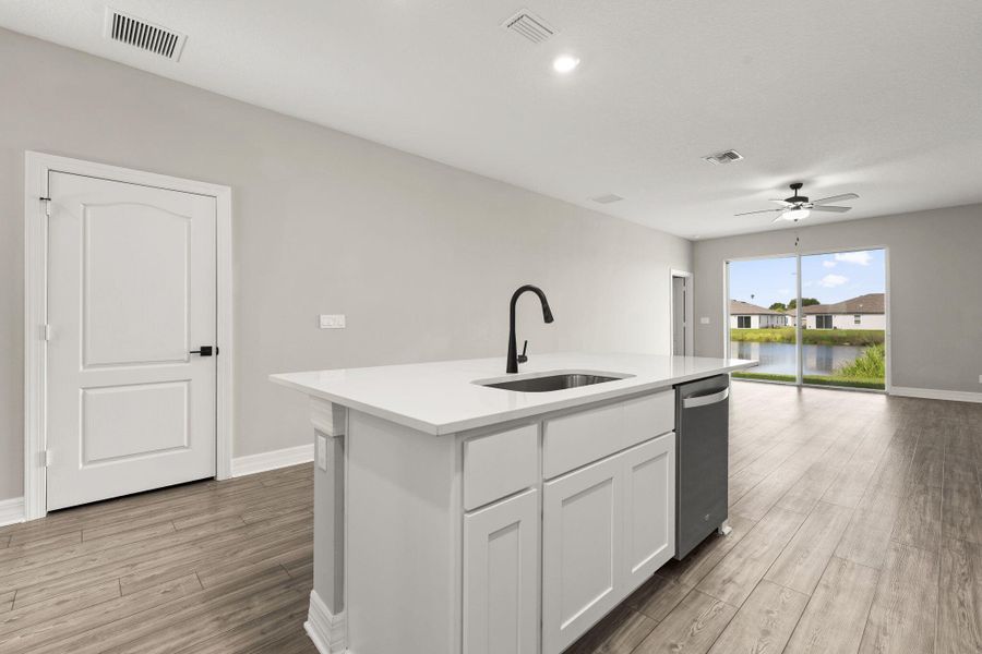 29-web-or-mls-DSC00998 29-web-or-mls-DSC00998