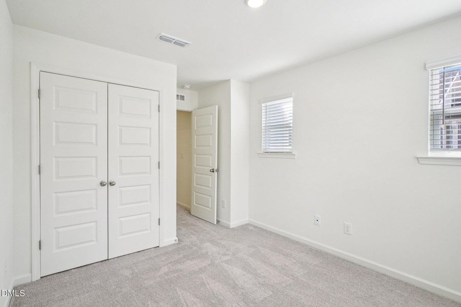 28-web-or-mls-Parker Ln-S1202-028