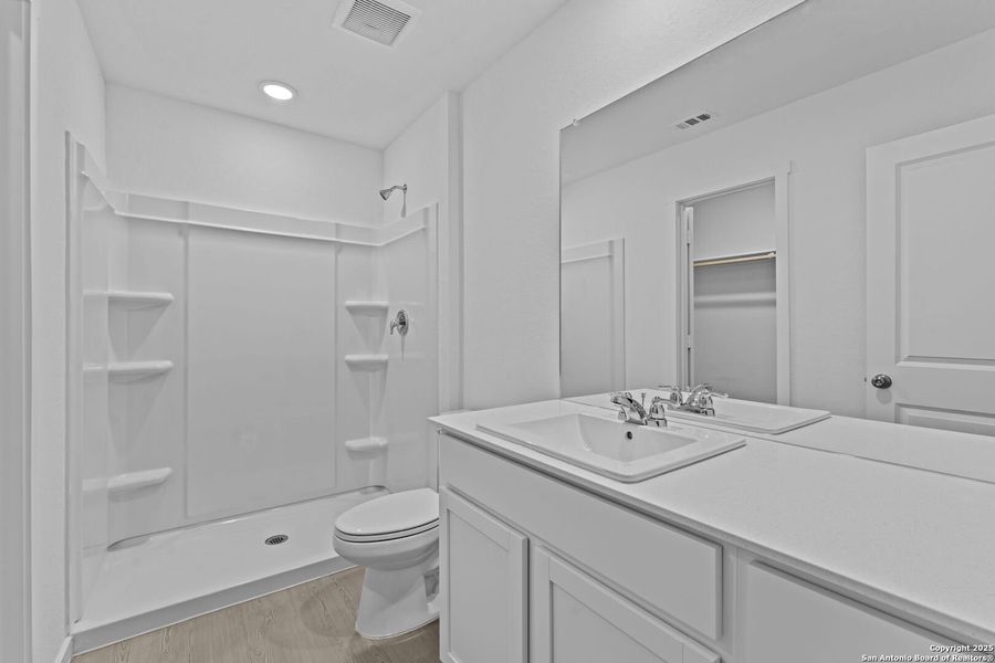 Furnished interior view inside a new home in Torian Village: Belmar Collection, San Antonio (Image 6). Furnished interior view inside a new home in Torian Village: Belmar Collection, San Antonio (Image 6).