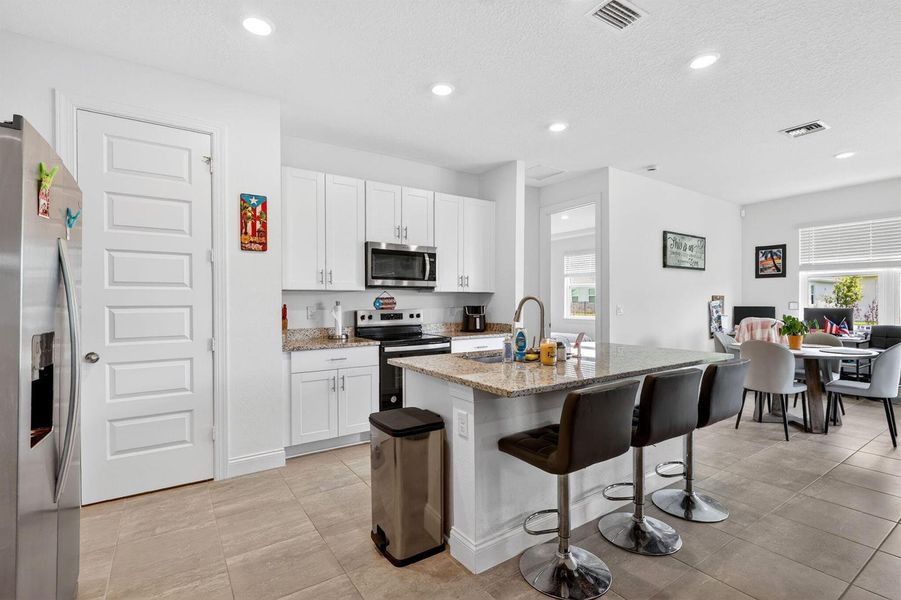 17-kitchen-pantry 17-kitchen-pantry