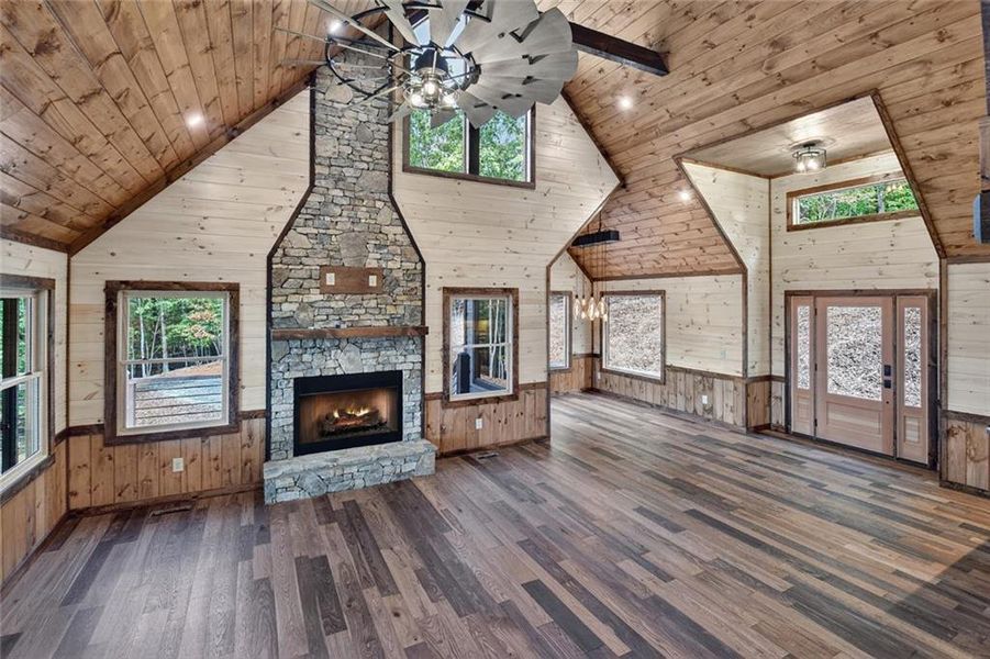 Spacious, unfurnished interior of a new home in , Morganton (Image 20).